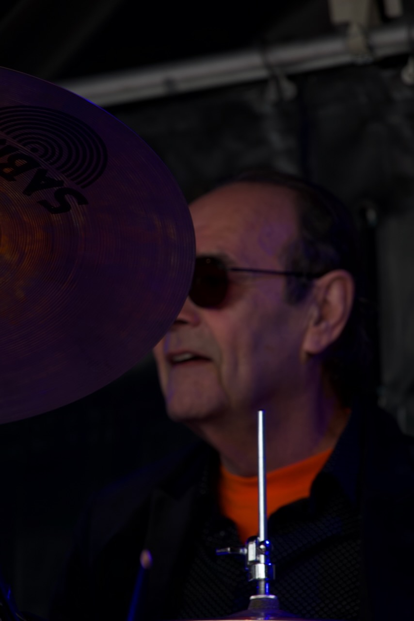 Shoot the Breeze live op het podium